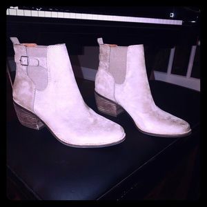 Lucky Boots | Size: 10